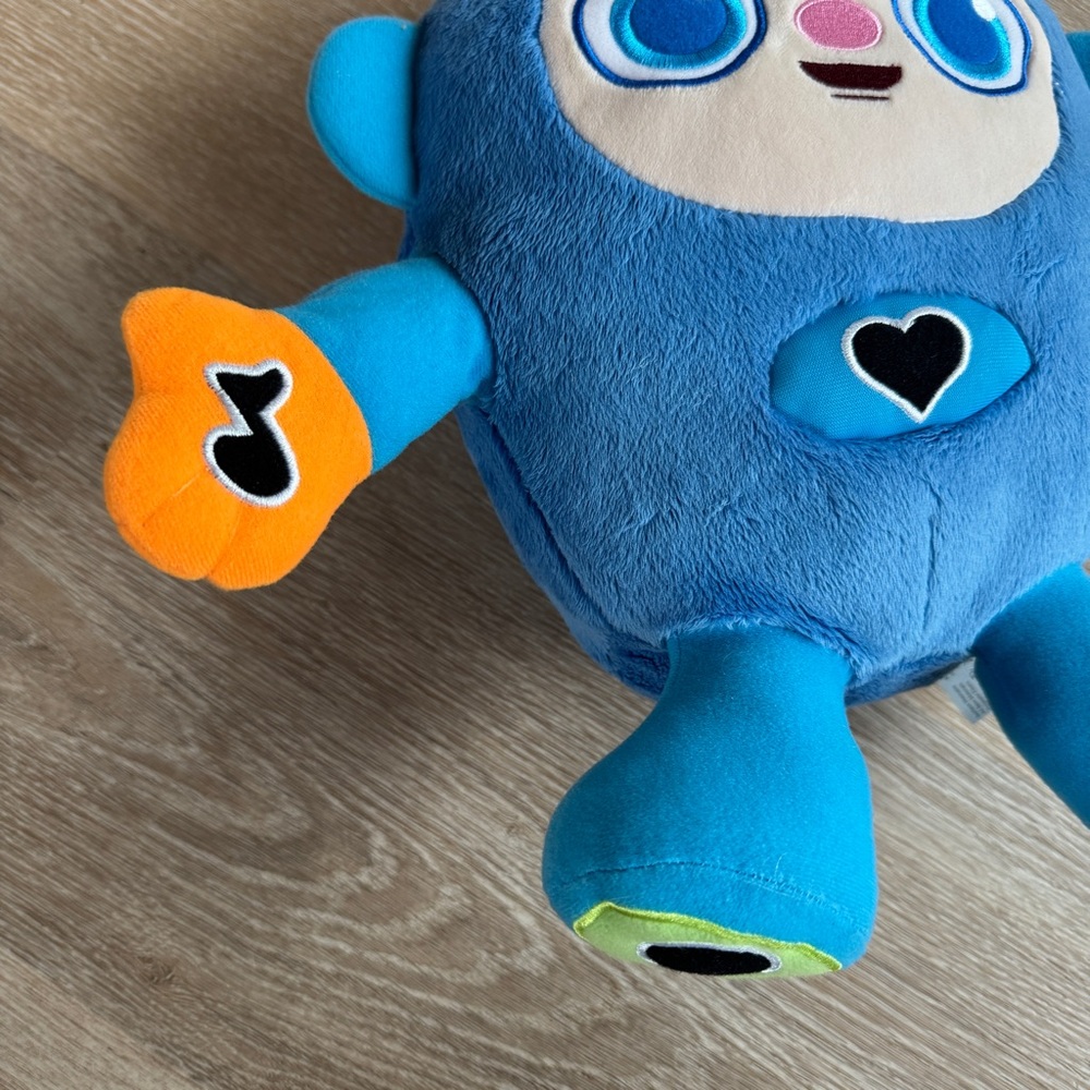 Babysfirst TV Peek-a-boo interactive plush toy - Picture 3 of 6